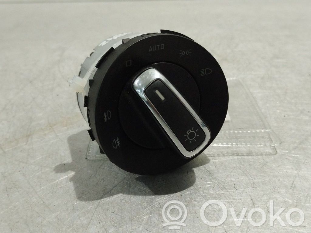 Light switch   3T0941431B
