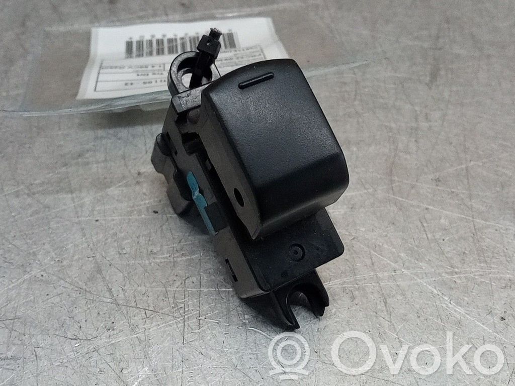 Electric window control switch   25411ED00B
