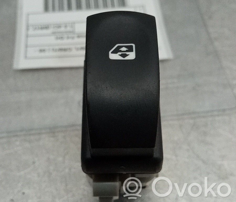 Electric window control switch   2808203