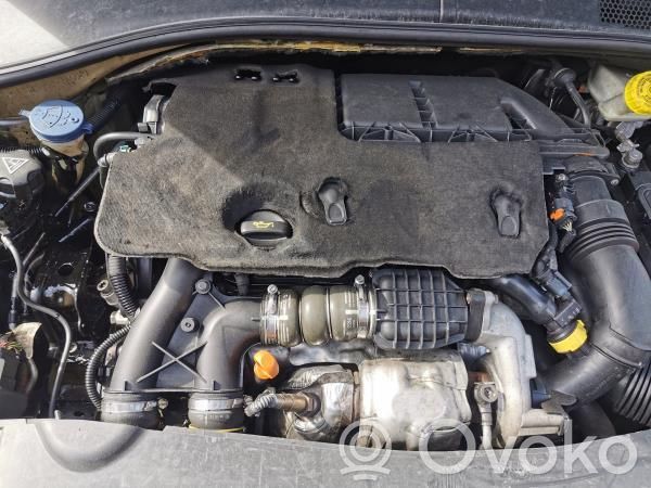 Moottori   9HP,DV6DTED