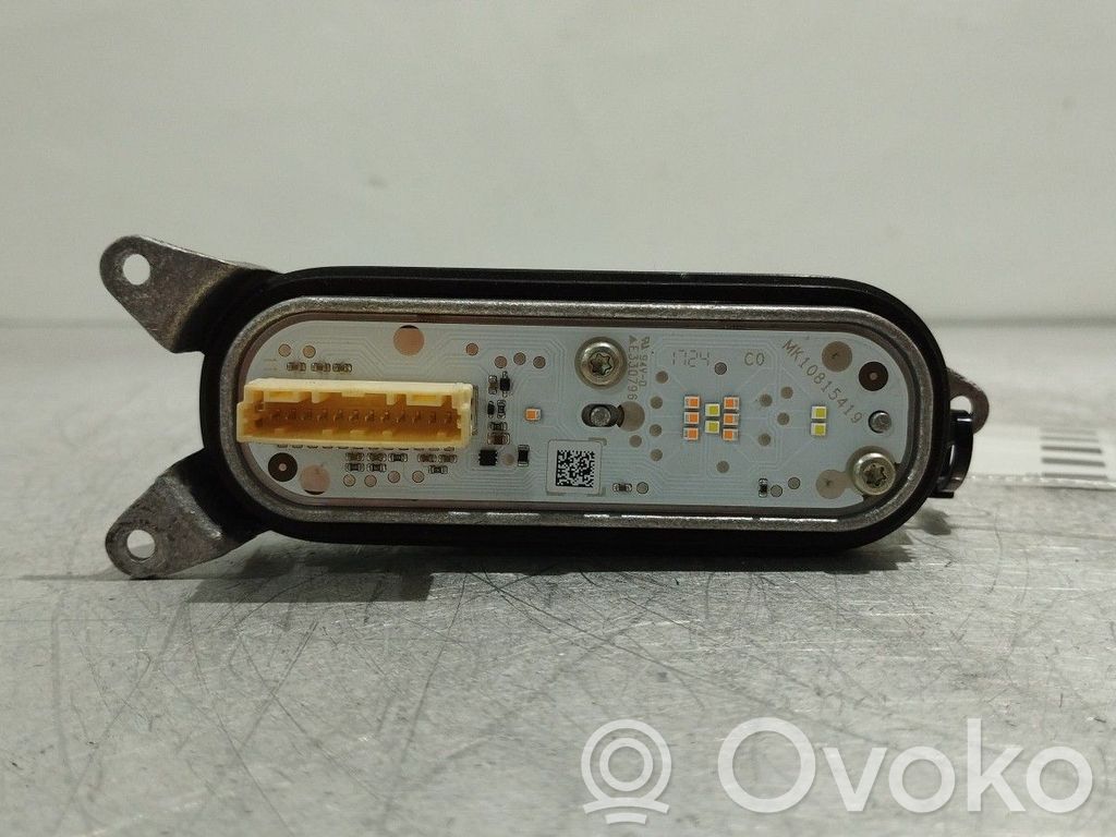 Renault Clio V Lastre de faros xenón 
