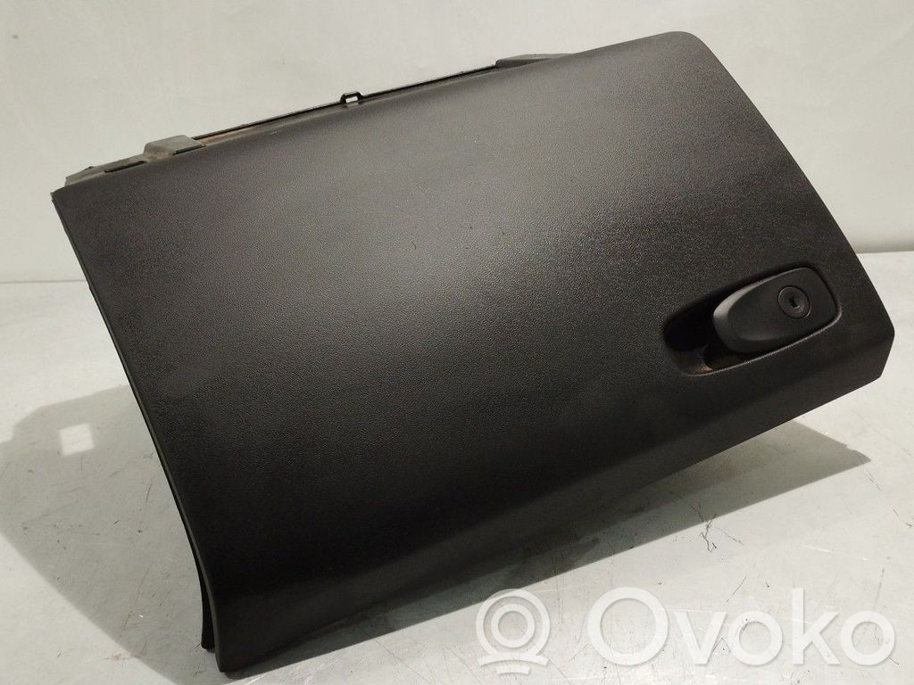 Volvo V40 Handschuhfach 