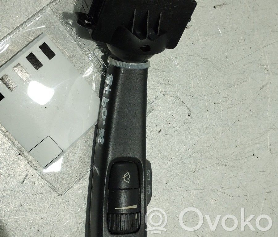 Schalter Hebel Scheibenwischer   17D770
