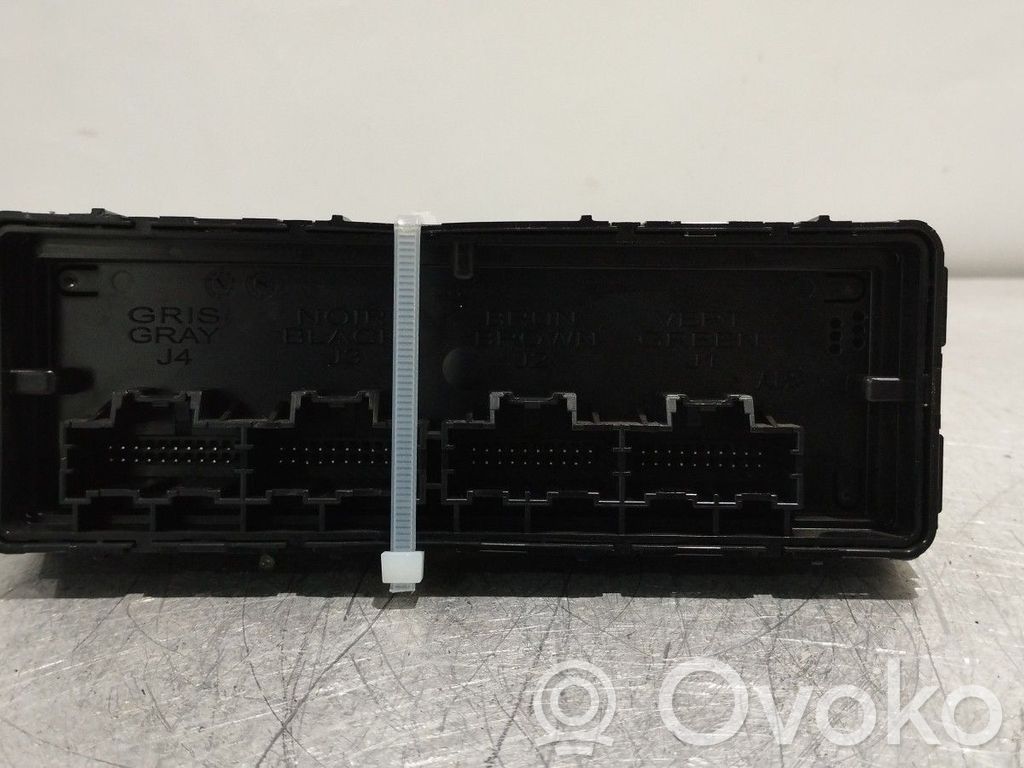Climate control unit   13583465