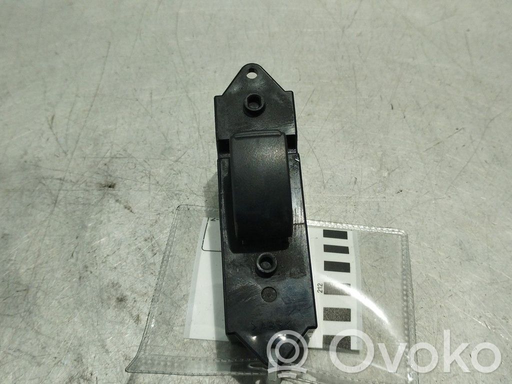 Mitsubishi Colt CZ3 Interrupteur commade lève-vitre 