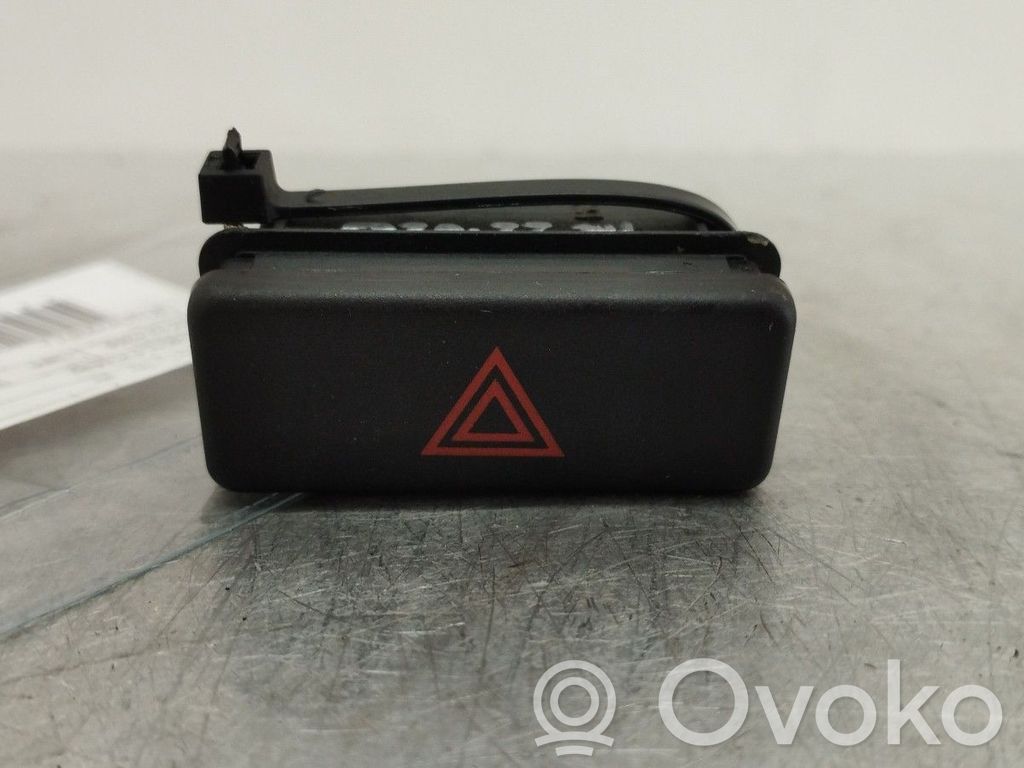 Hazard light switch   61311374220