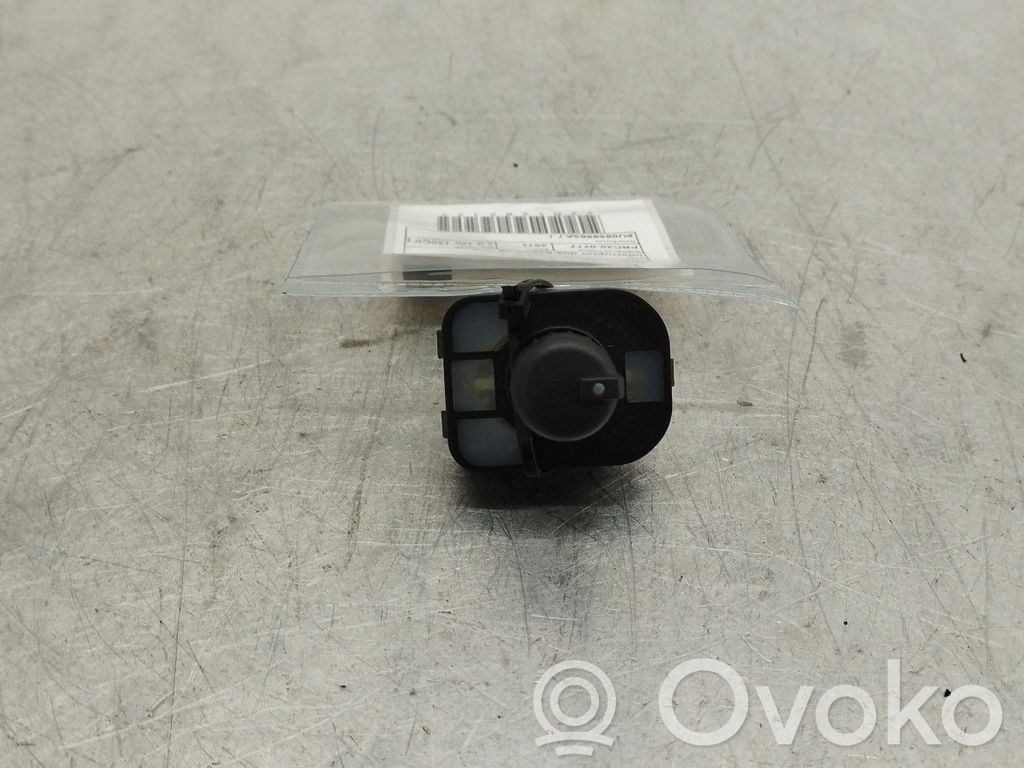 Wing mirror switch   8U0959565A