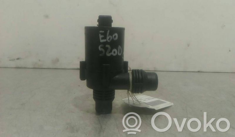 Water pump   64216917700