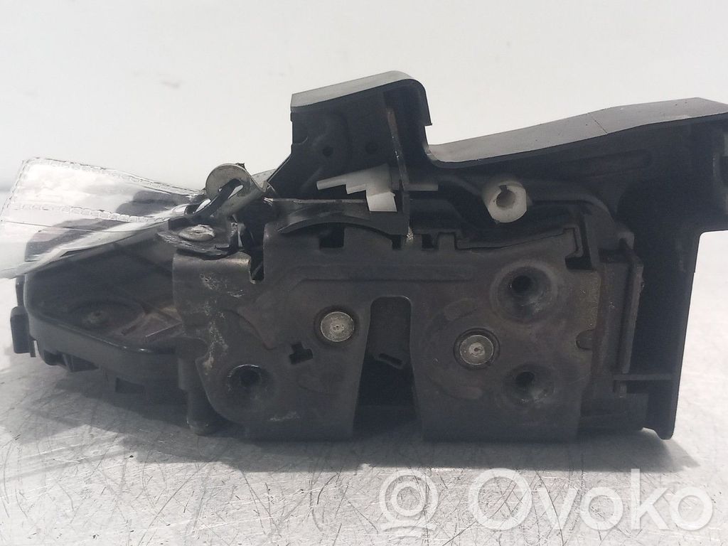 Front door lock   30753658