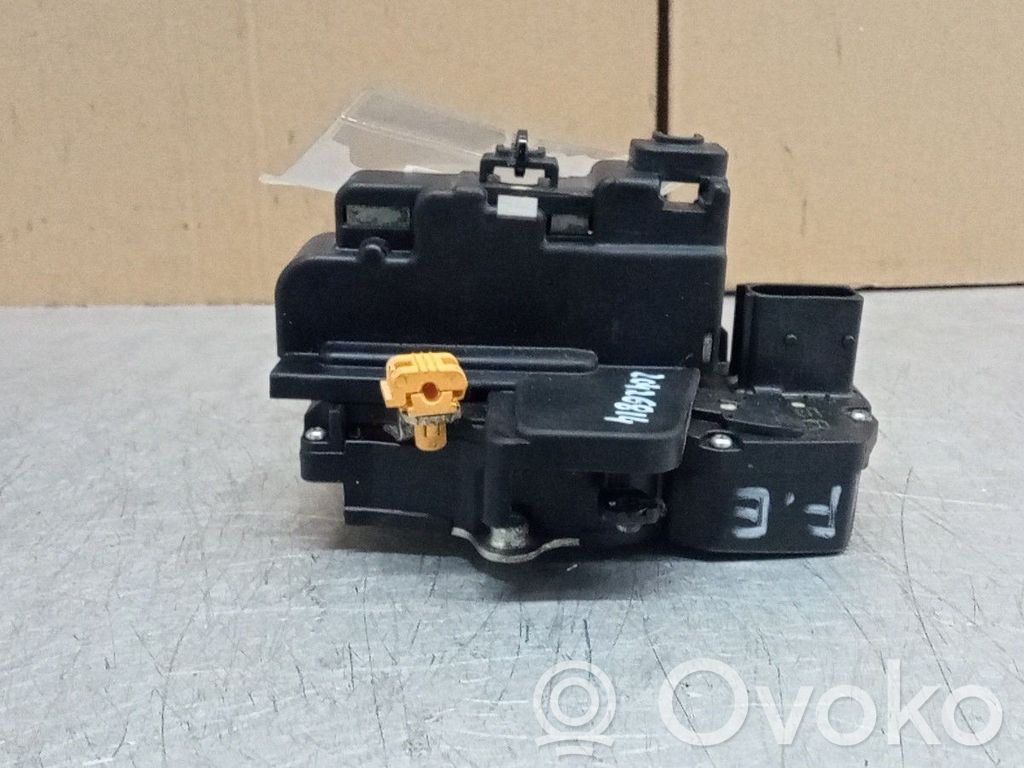 Front door lock