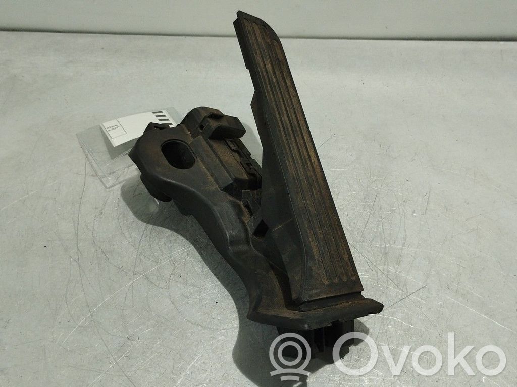 Accelerator throttle pedal   1K1721503P