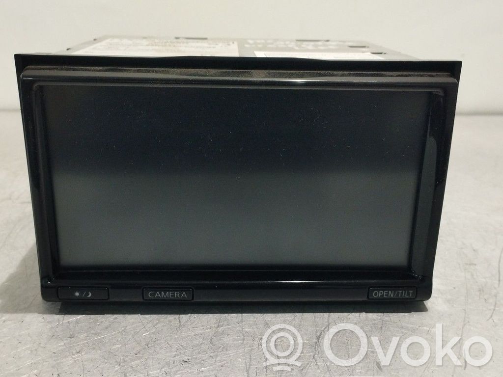 Panel / Radioodtwarzacz CD/DVD/GPS   259154NR4A
