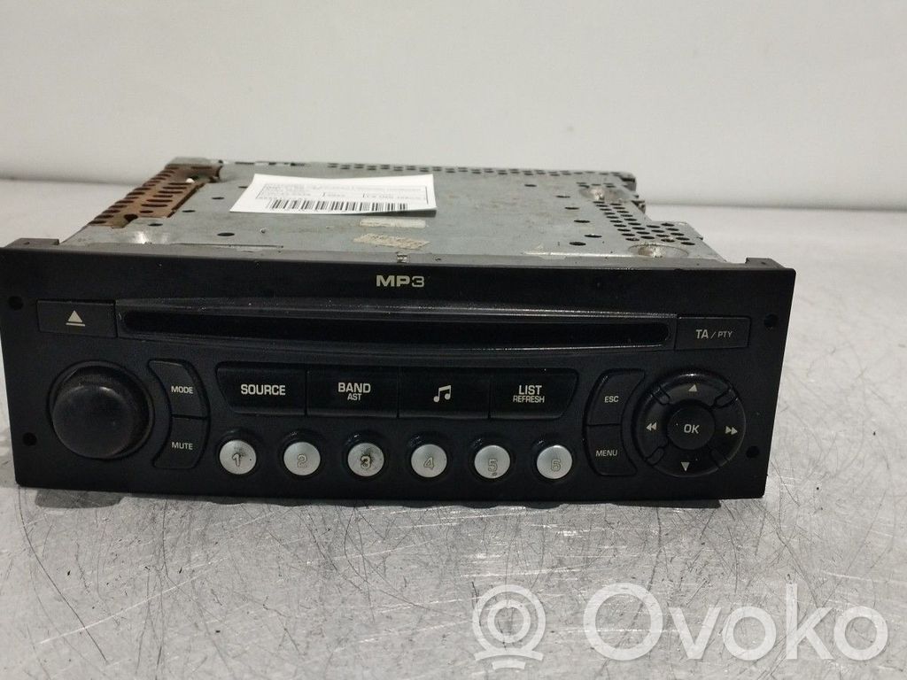 Panel / Radioodtwarzacz CD/DVD/GPS   96591777XT