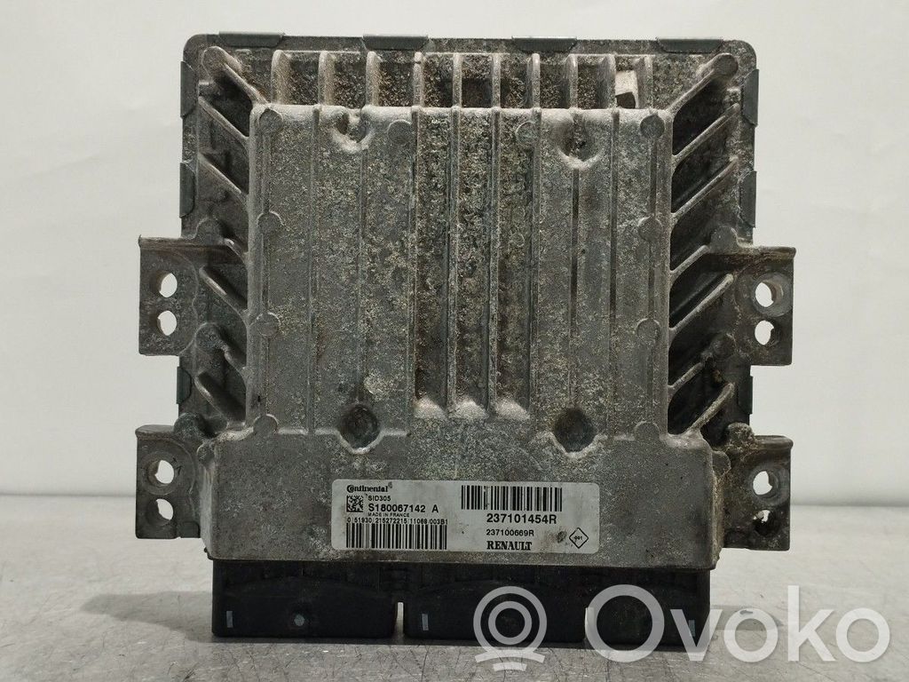 Unidad de control/módulo del motor   237101454R,237100669R,S180067142A,SID305