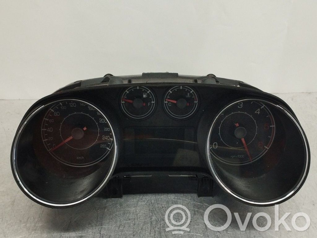 Geschwindigkeitsmesser Cockpit   51761174,503001980100