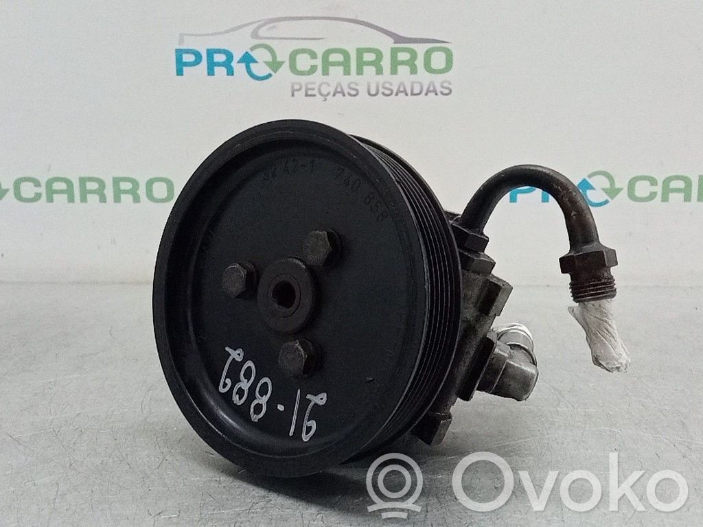Power steering pump   6757840