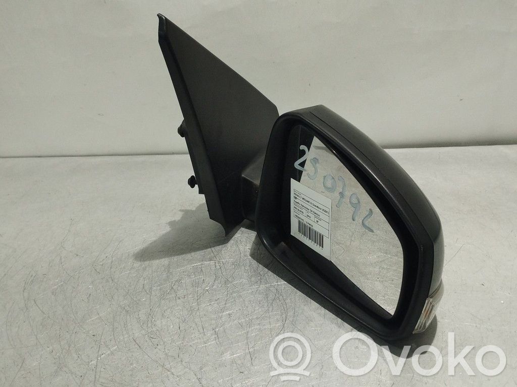 Renault Megane III Specchietto retrovisore elettrico portiera anteriore 