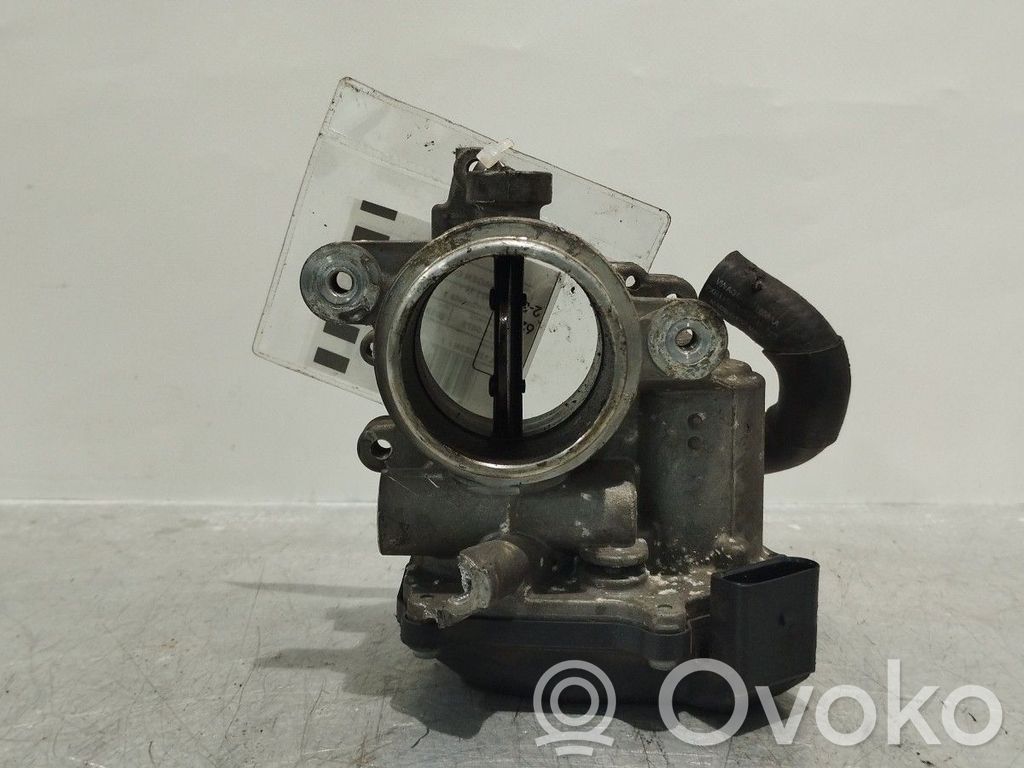 Boîtier de papillon électrique   04L128063N