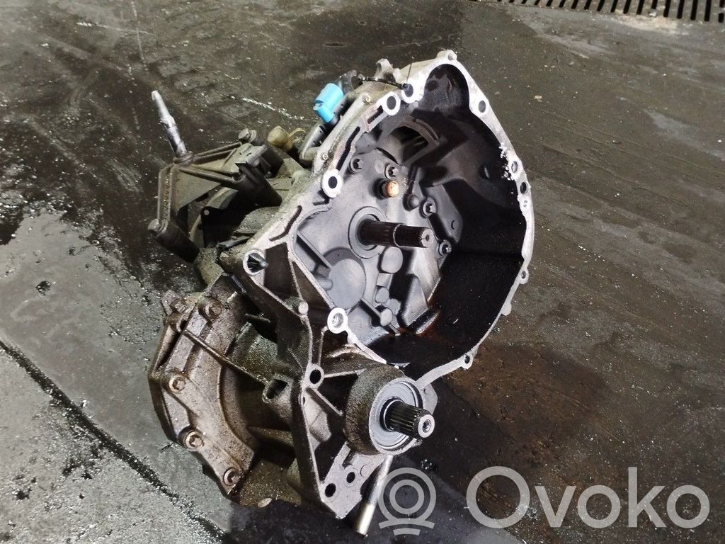 Renault Clio II Scatola del cambio manuale a 5 velocità 