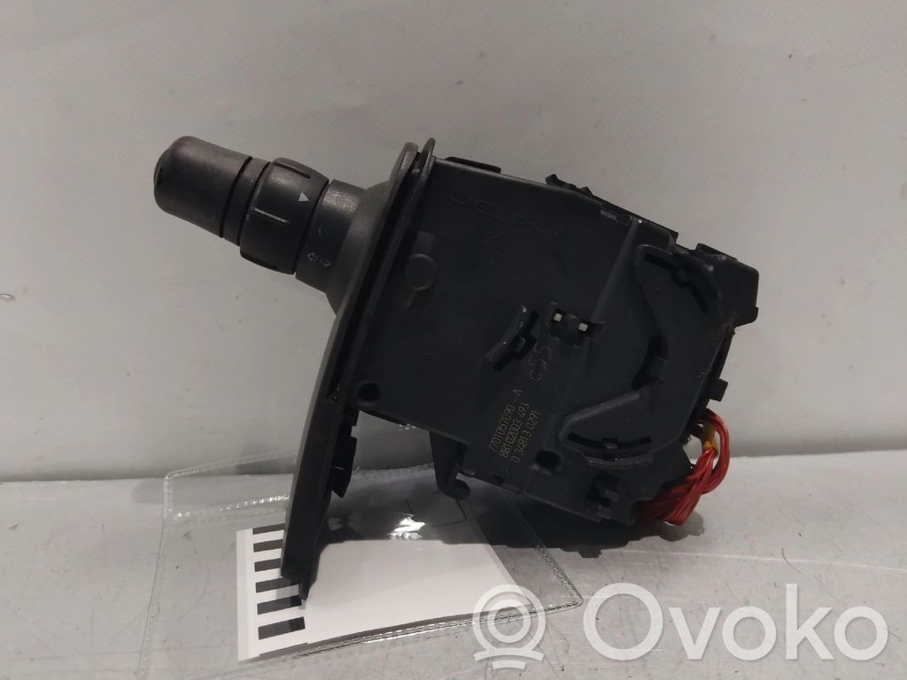 Renault Clio III Commodo, commande essuie-glace/phare 