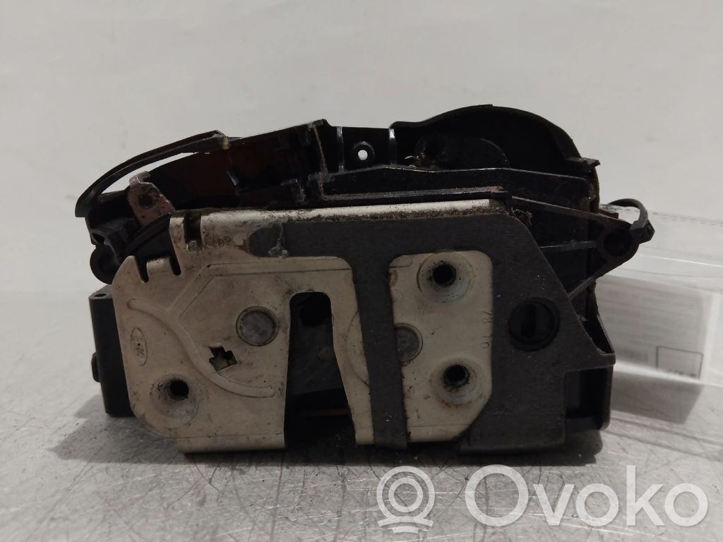 Serrure de porte avant   AM5AU21813AE