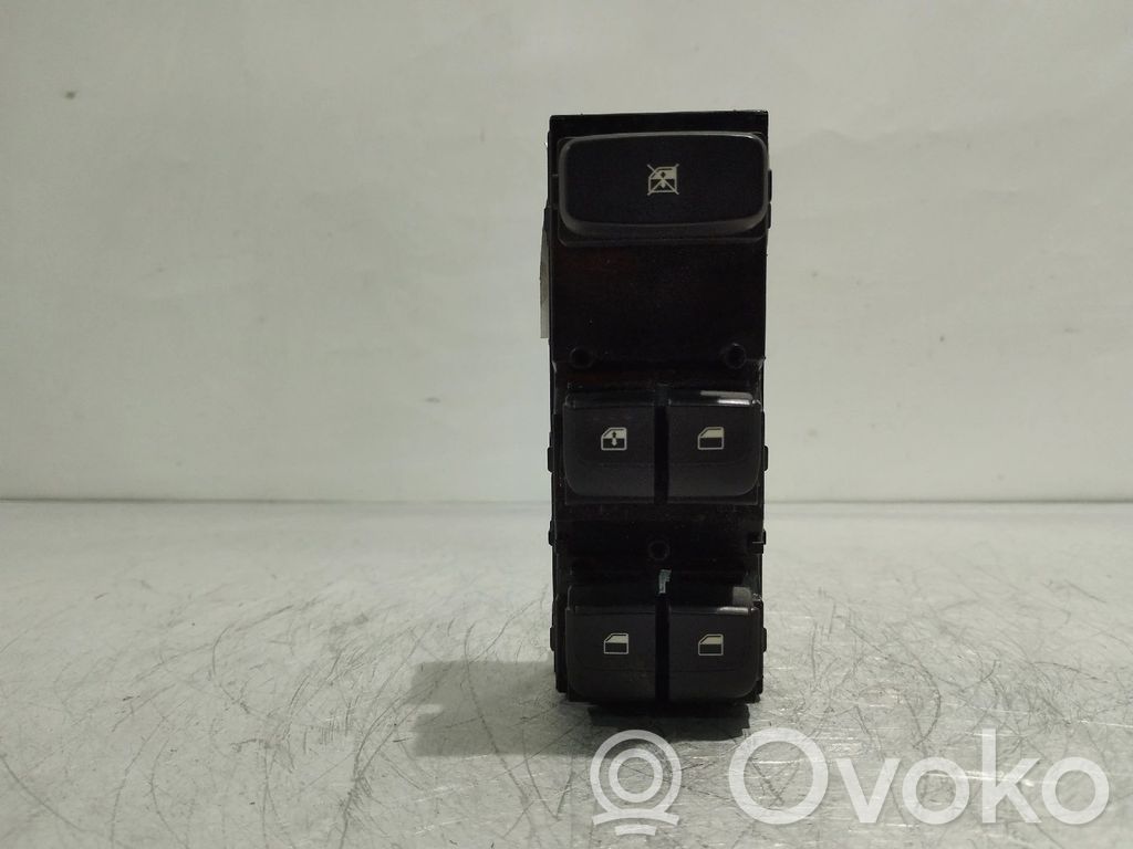 Interruptor del elevalunas eléctrico   93570H8000WK,4D64901000