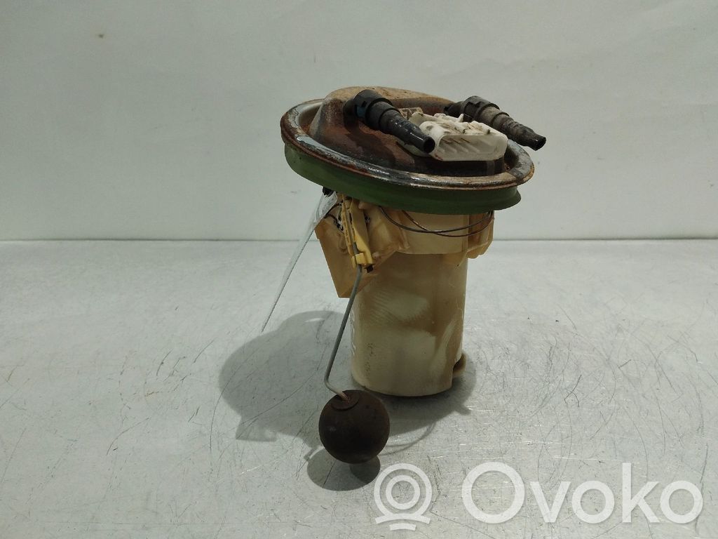 Opel Corsa C Polttoainesäiliön pumppu 