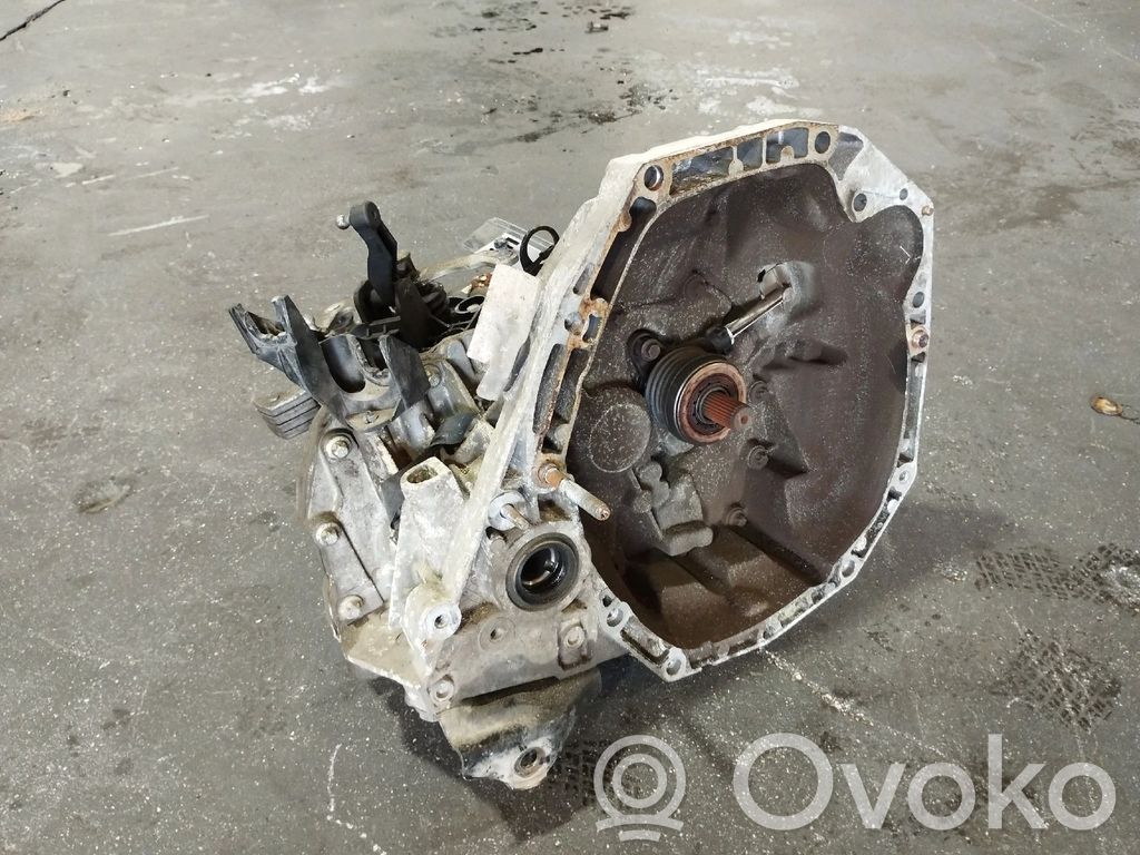 5 Gang Schaltgetriebe   JR5060