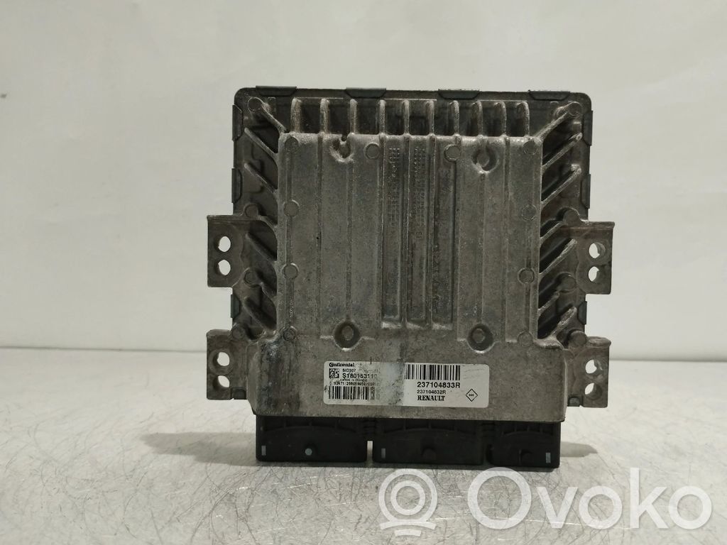 Unidad de control/módulo del motor   237104833R,237104832R,S180153110A
