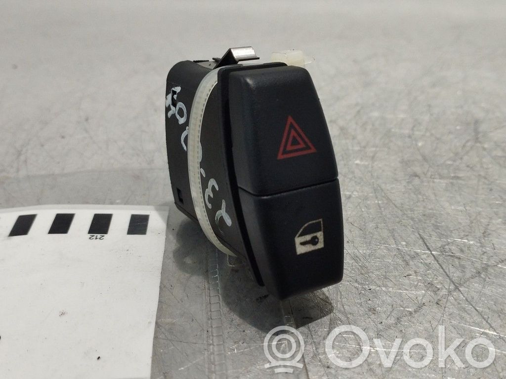 Botón interruptor de luz de peligro   61316919506