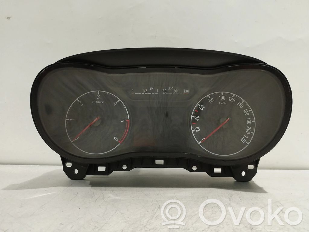 Opel Corsa E Velocímetro (tablero de instrumentos)