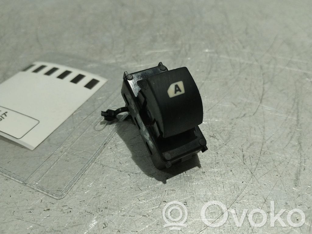 Interruptor del elevalunas eléctrico   9666955077