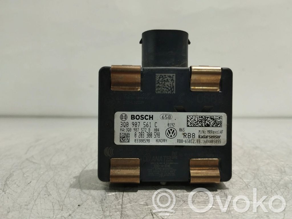 Volkswagen PASSAT B6 Radar / Czujnik Distronic 