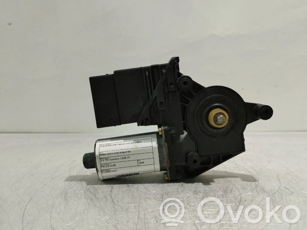 Volkswagen PASSAT B5 Motorino alzacristalli della portiera posteriore 