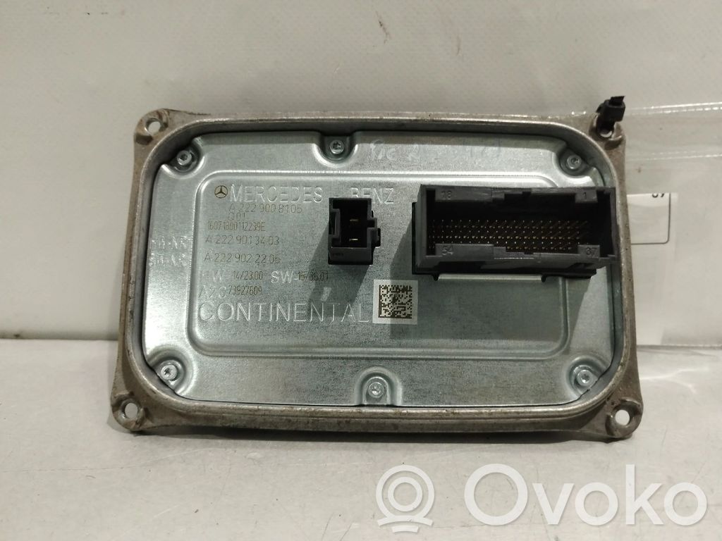 Mercedes-Benz C W205 Lastre de faros xenón 
