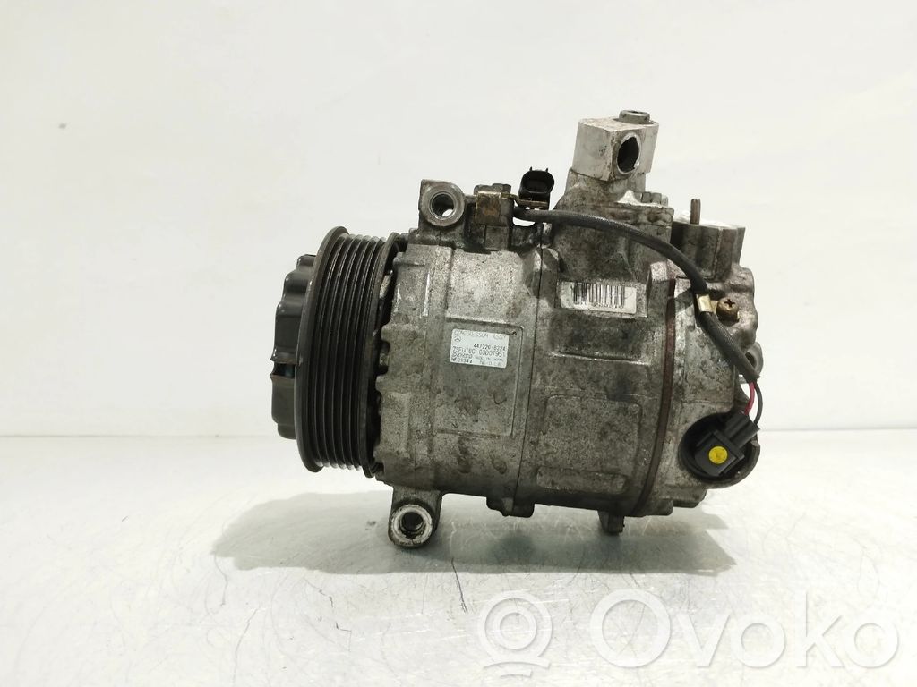 Mercedes-Benz C W203 Klimakompressor Pumpe 