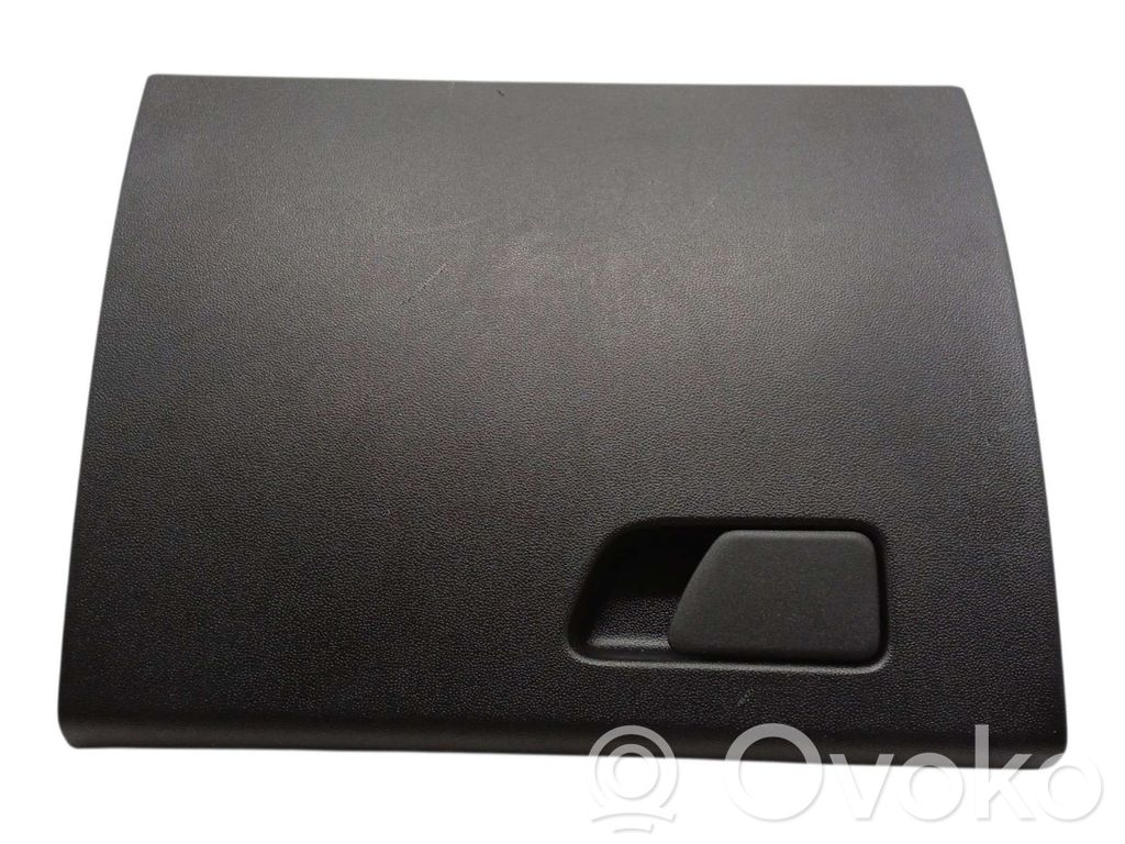 Ford Fiesta Daiktadėžės (bordačioko) komplektas 