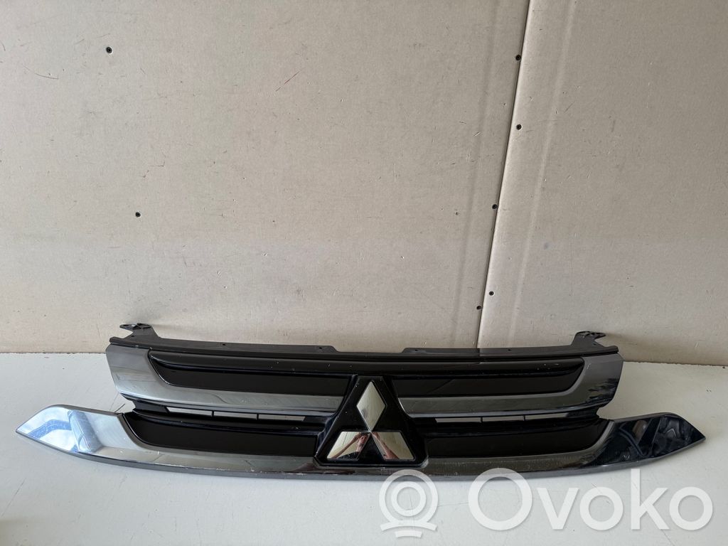 Mitsubishi Outlander Etusäleikkö 
