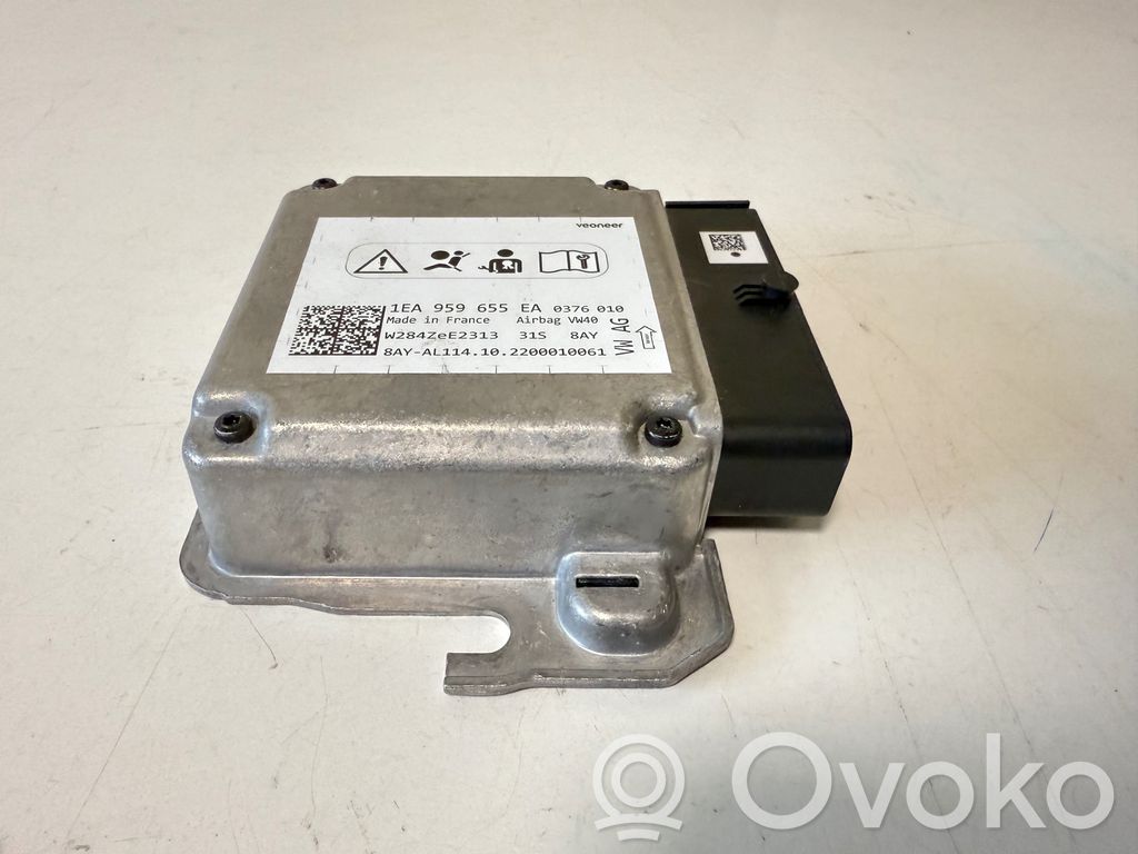 Audi Q4 Sportback e-tron Airbag control unit/module 