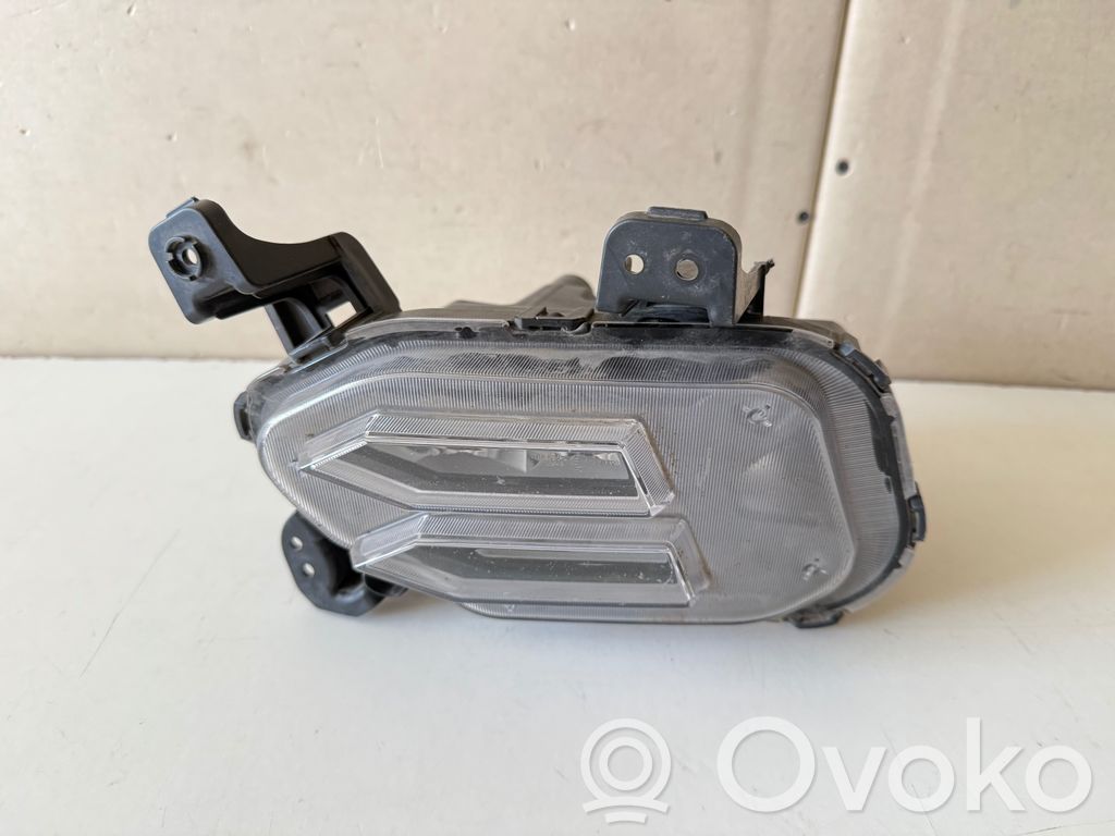 Etusumuvalo   92201P2000