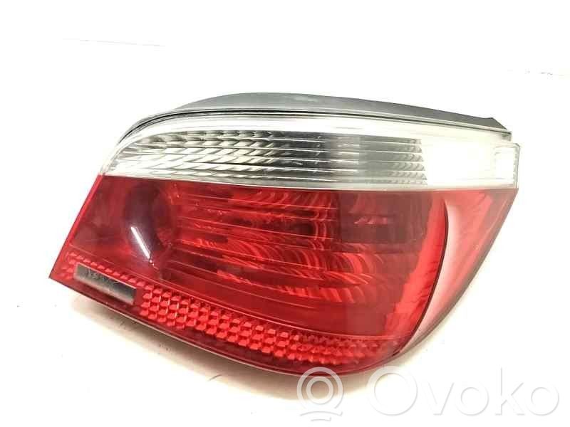 Rear tail light bulb   6910768