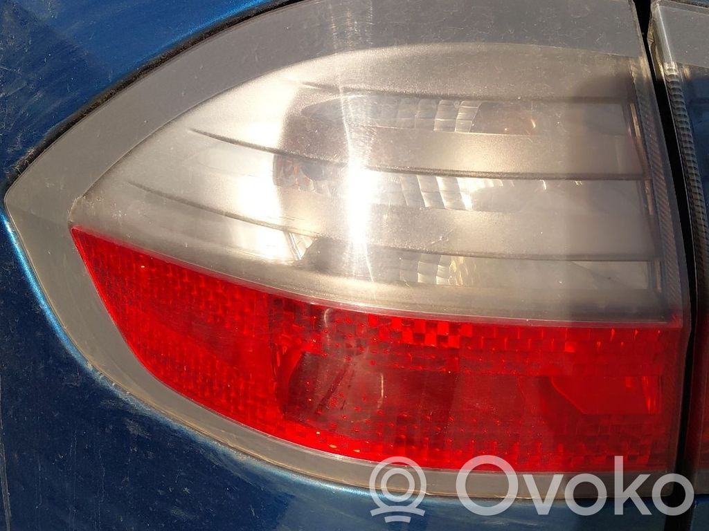 Rear tail light bulb