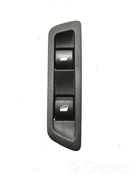 Electric window control switch   9674559377