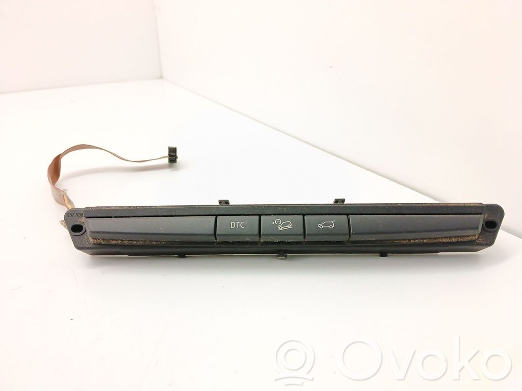 Multifunctional control switch/knob   6131697277903