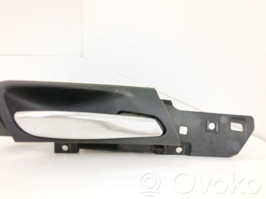 BMW X5 E70 Manecilla interna puerta trasera 