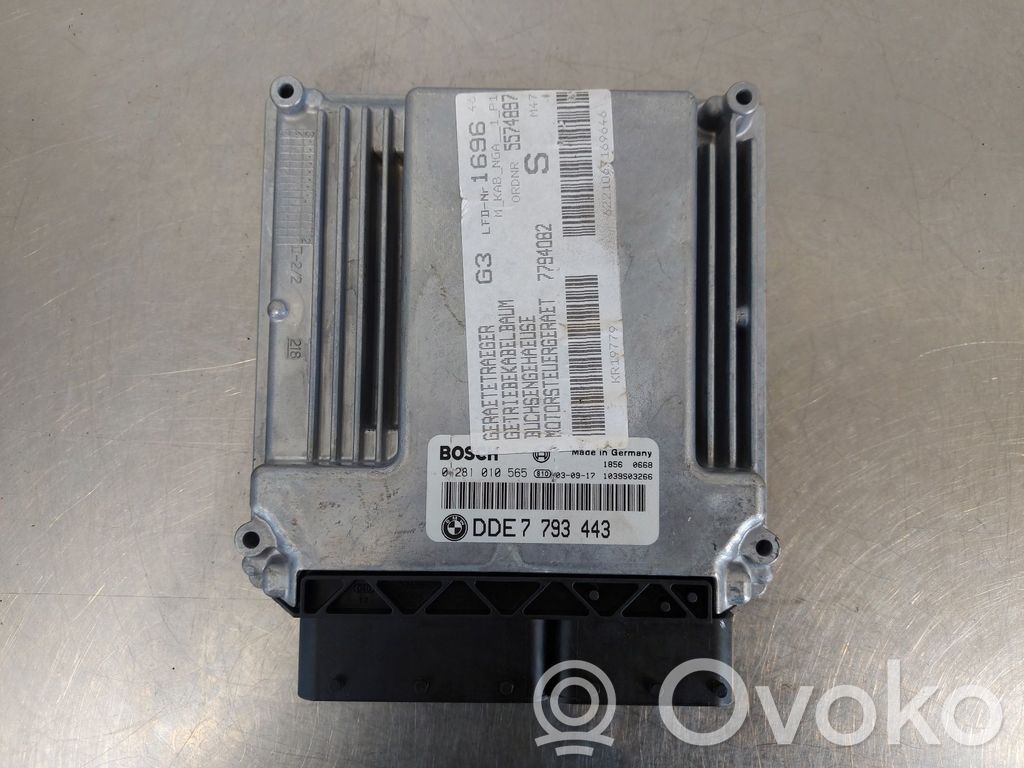 BMW 3 E46 Engine control unit/module 