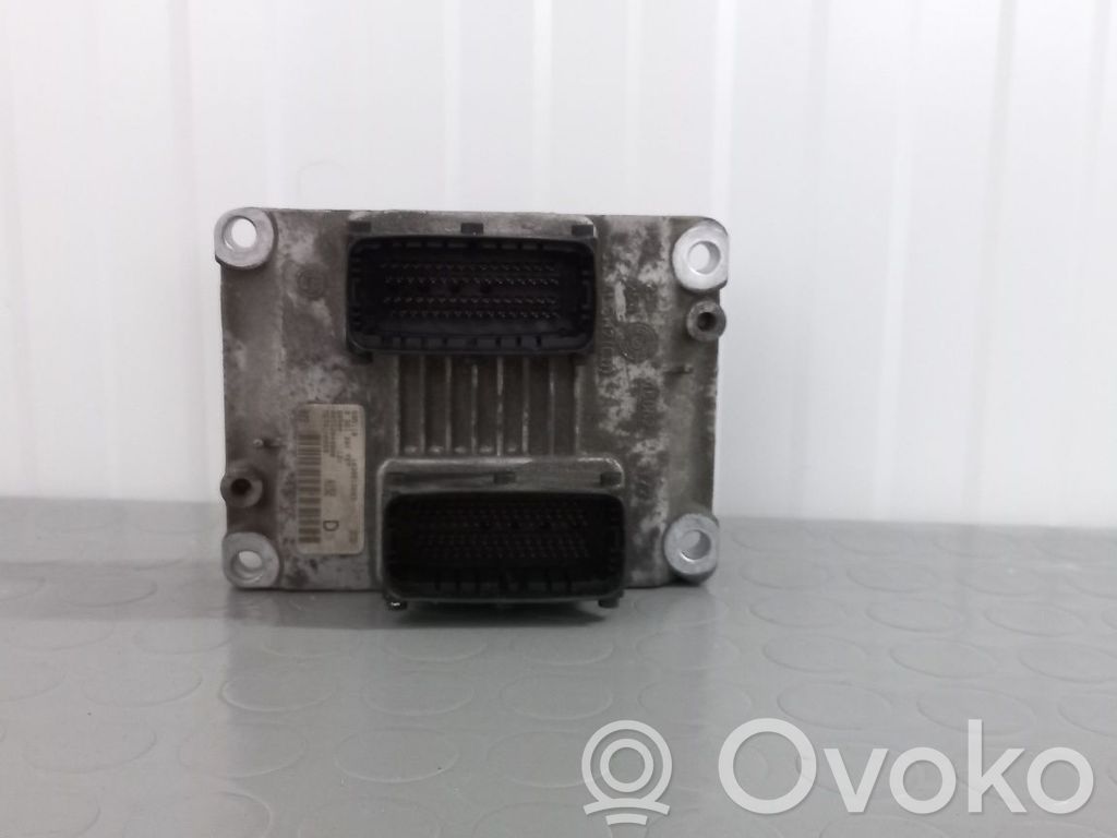 Engine control unit/module   1039S12683