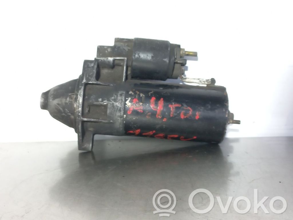 Motor de arranque   068911024C