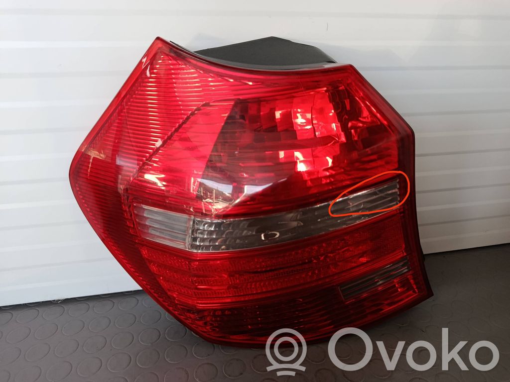 Rear/tail lights   7184855