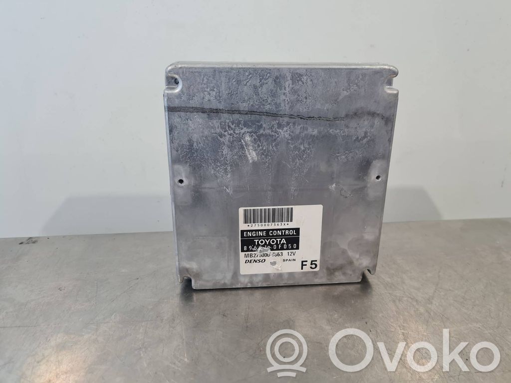 Toyota Corolla Verso AR10 Engine control unit/module 